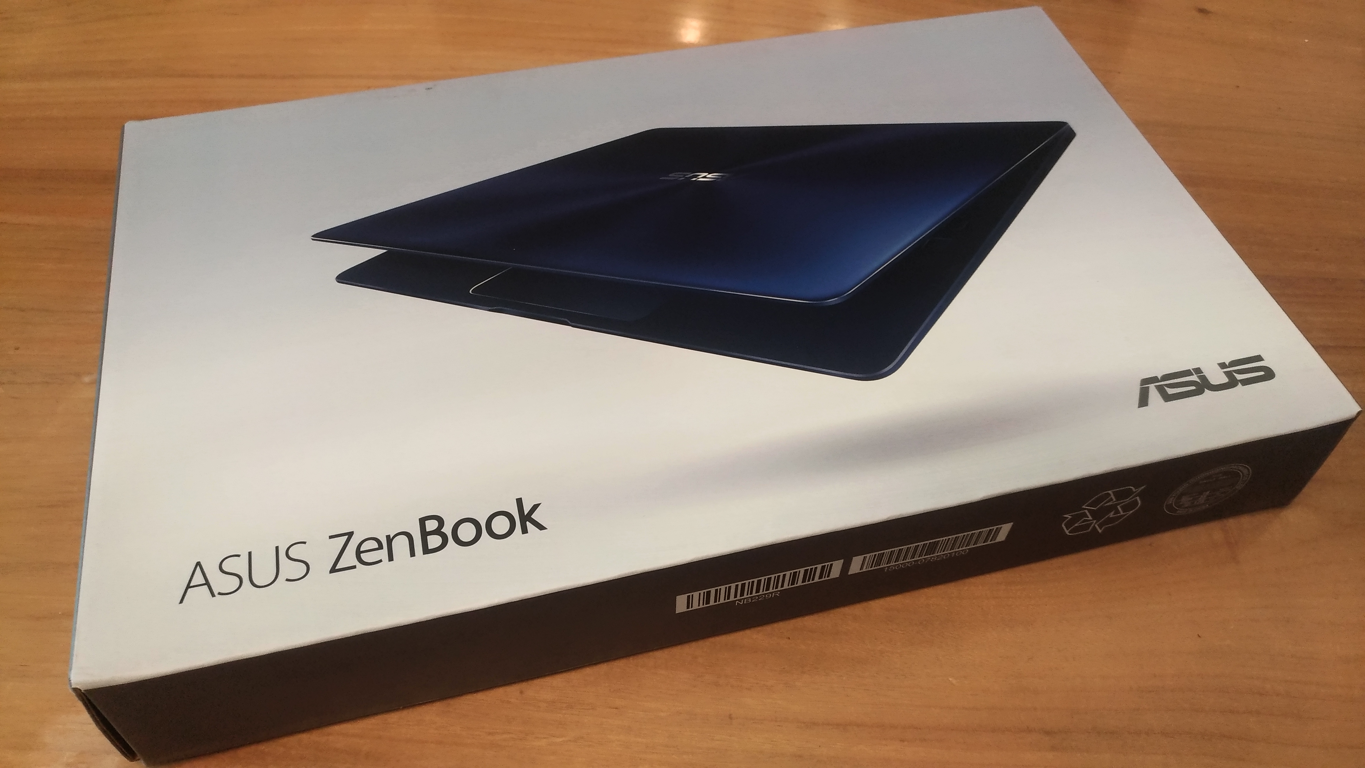ASUS ZenBook 13 UX331UALを買いました💻