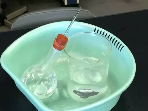 状態変化で噴水
