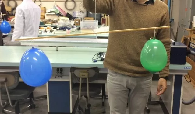 空気の重さが体感的にわかる簡単実験 ふたばのブログ 理科教育と道徳教育を科学する